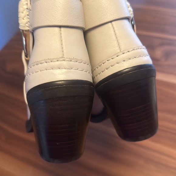 NEW 🤍 SEE BY CHLOE Hana Bootie - Picture 8 of 11